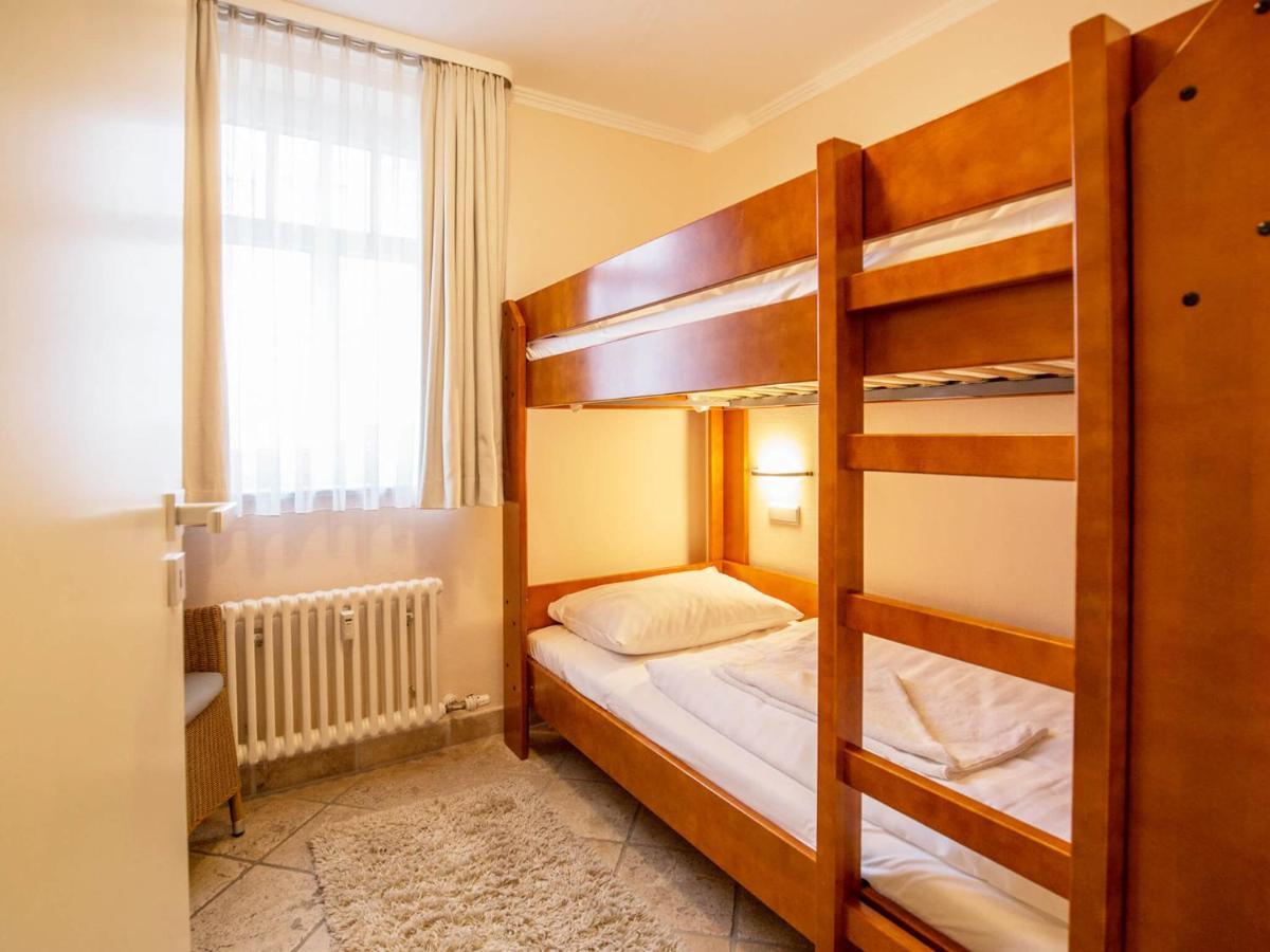 Strandvillen - Mit 2 Schlafzimmern Und Balkon Sv-755